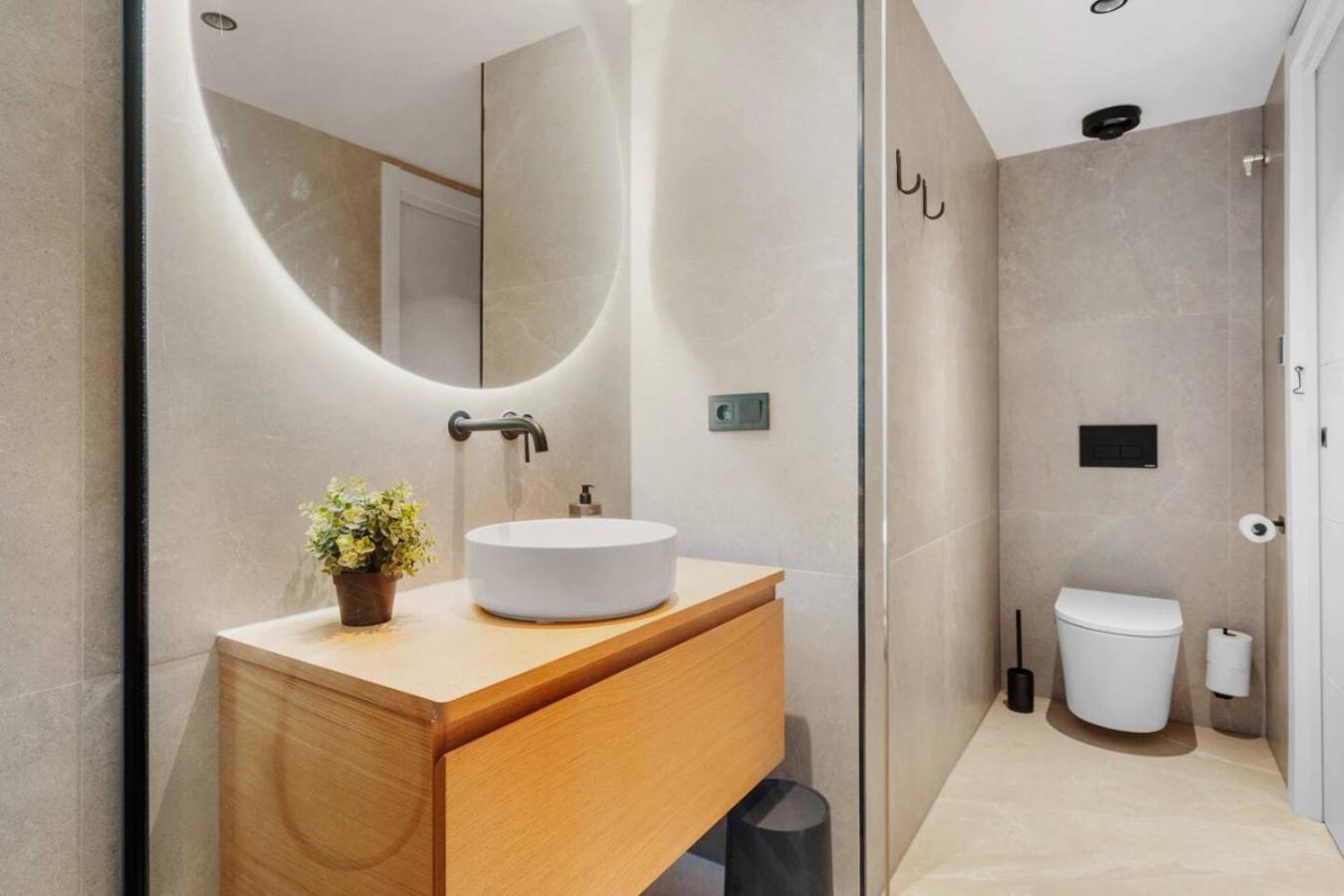Apartment Luxe Op Geweldige Locatie *